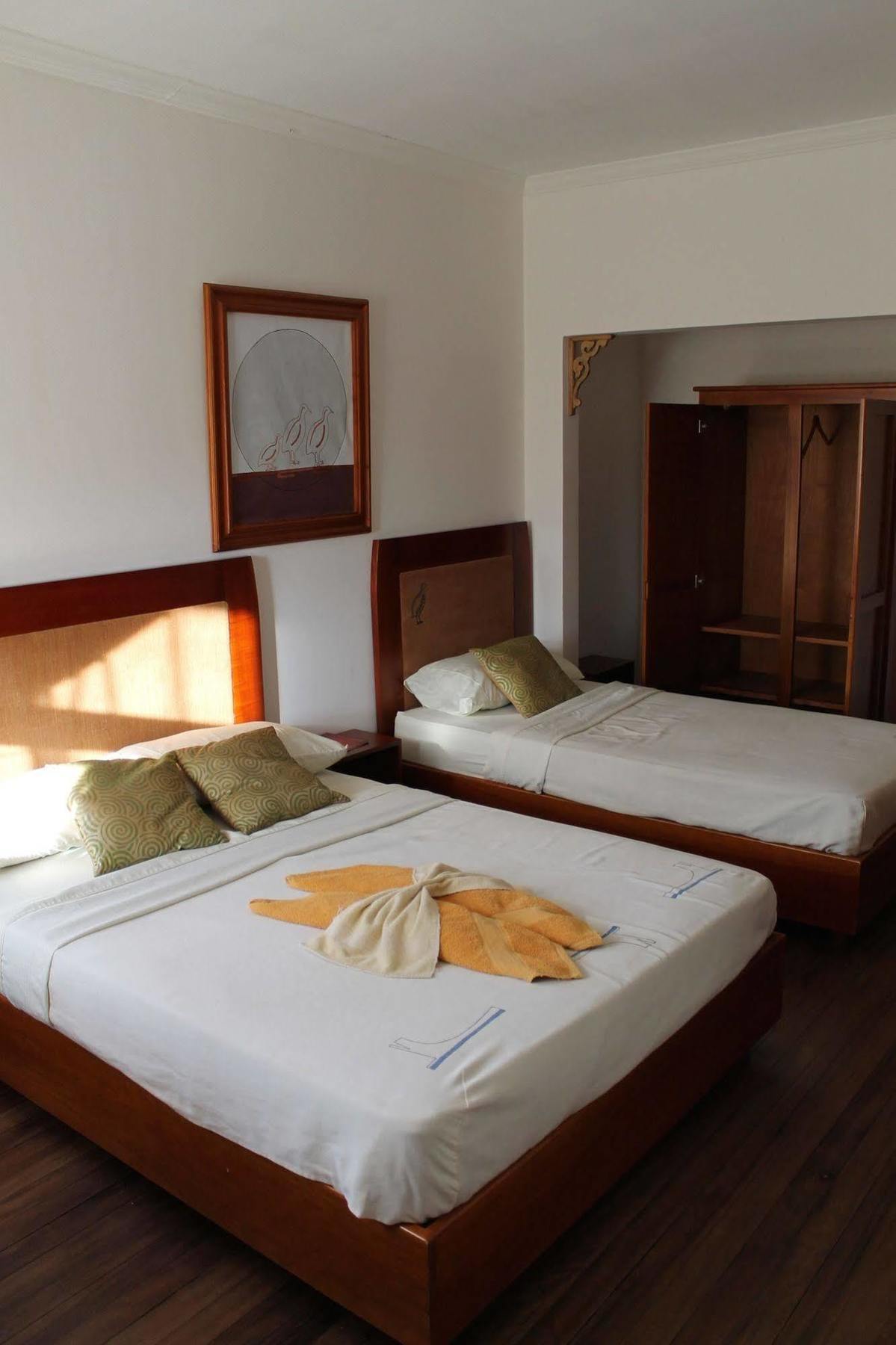Hotel Luz De Luna サンホセ エクステリア 写真